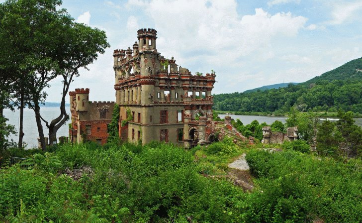 35+ Abandoned Places That Were Reclaimed by Nature. 927932